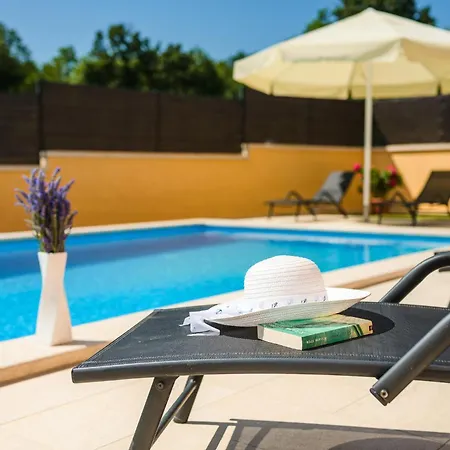 Dido Nini 别墅 Cere