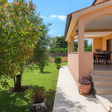 Villa Dido Nini *