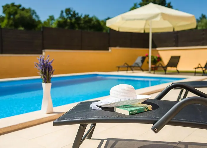 Dido Nini Willa Cere