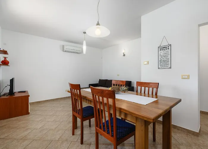 Willa Dido Nini Cere