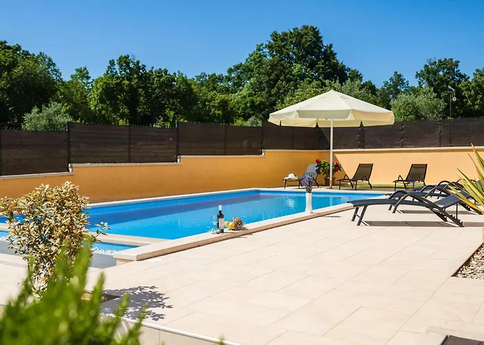 Willa Dido Nini Cere